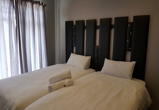 Budget Twin Rooms (Not En-suite) 