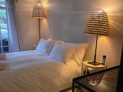 Premium Clove Cottage 