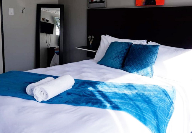 Standard Room with Separate Bathroom