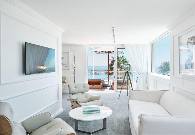 Superior Mountain Facing Suite