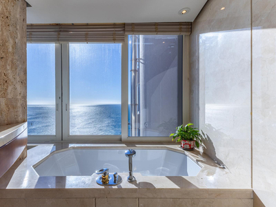 Deluxe Room With Sea View