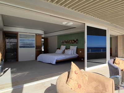 Deluxe Suite with Sea View 3