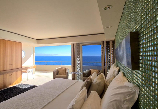 Deluxe Suite with Sea View
