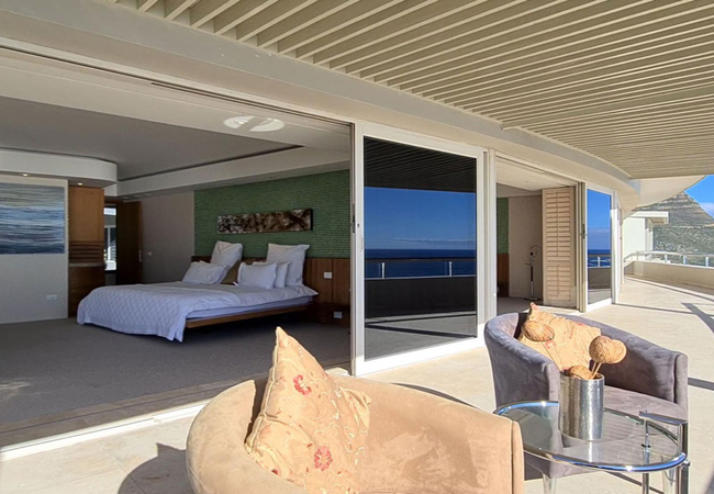 Deluxe Suite with Sea View