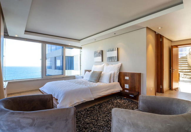 Deluxe Suite with Sea View