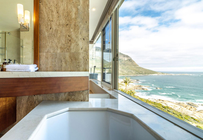 Deluxe Suite with Sea View