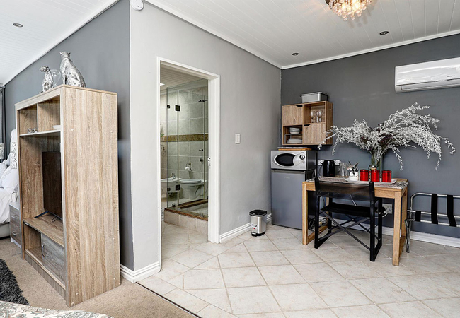 A3 - Luxury Premium Suite