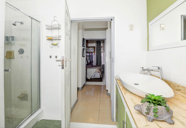 B1 - Classic Double Room Shared Bathroom