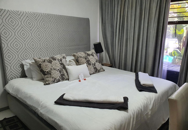 B2 - Double Room Shared Bathroom