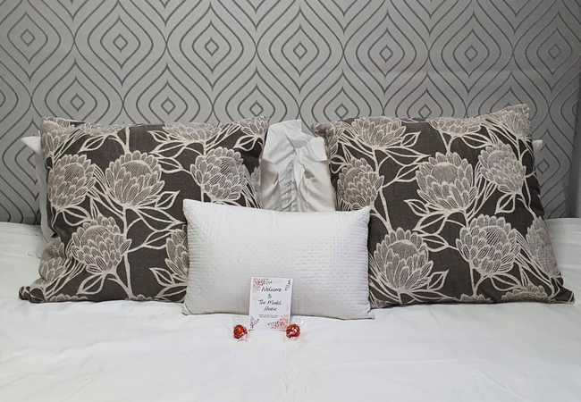 B2 - Double Room Shared Bathroom