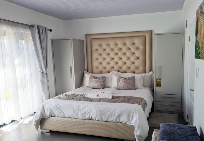 Patience Deluxe Suite