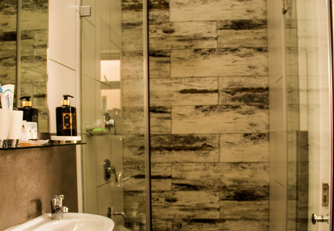 Patience Deluxe Suite