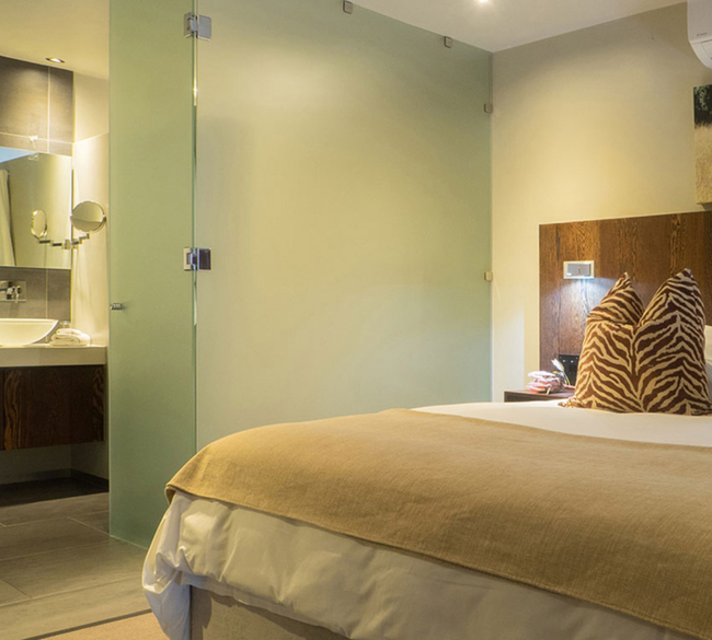 Deluxe King Rooms