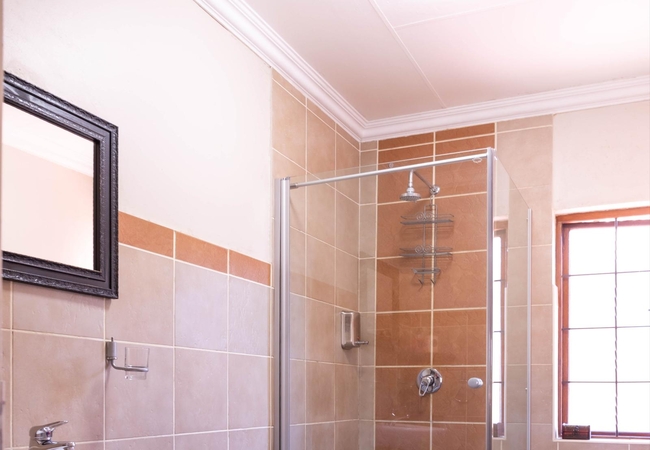 Double or Twin Room - Private Bathroom