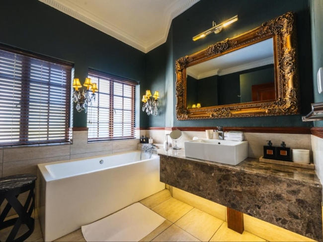Luxury Room