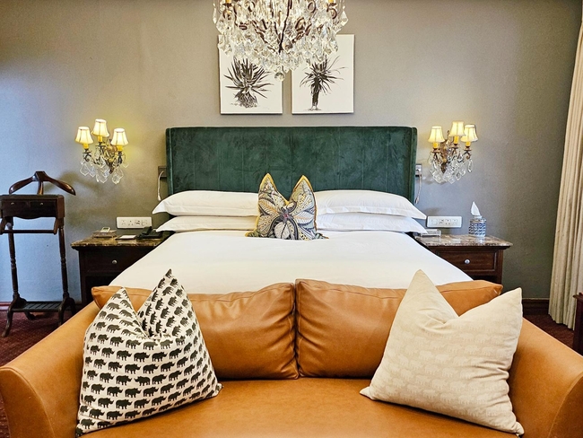 Madiba Luxury Suite