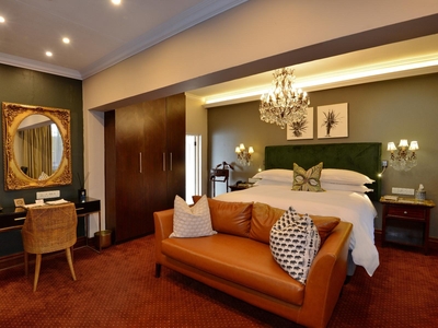 Madiba Luxury Suite