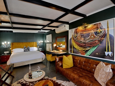 Penthouse Luxury Suite