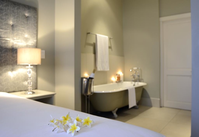 Luxury Rooms (Bath) 
