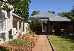 The Stoep Cafe Guesthouse