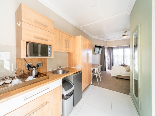 Large Double: Sea and Golf Course Views