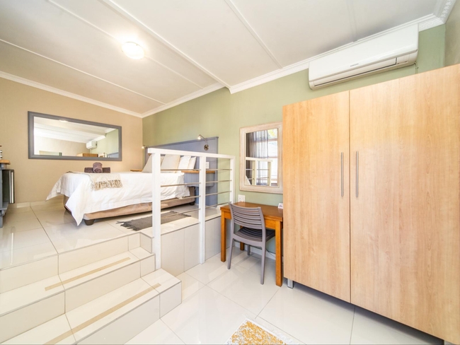 Standard Double: Pool View