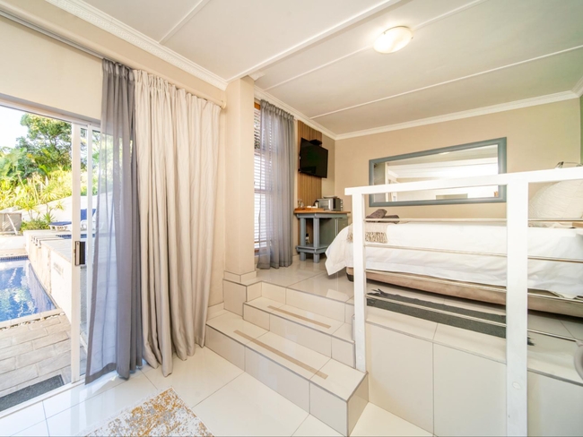 Standard Double: Pool View