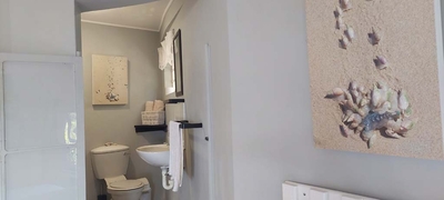 Double room with extra bed -Robins Nest