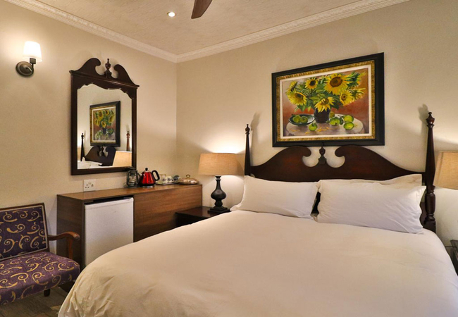 Luxury Suites (Room 1)