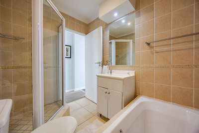 Exclusive Use Holiday Apartment