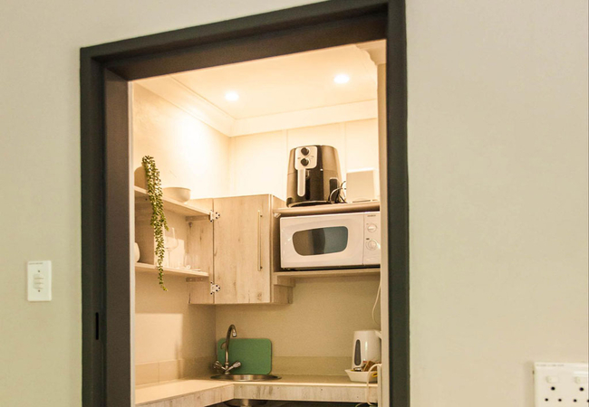 Deluxe King Room with Garden View