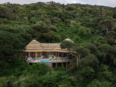 Thonga Beach Lodge