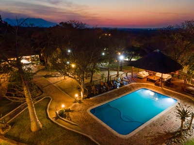 Thornhill Safari Lodge