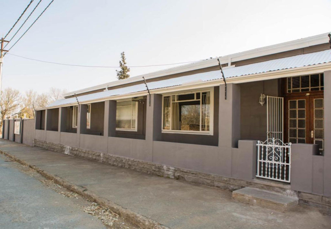 Three Birds Country House