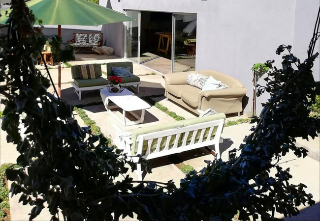 Three Birds Country House