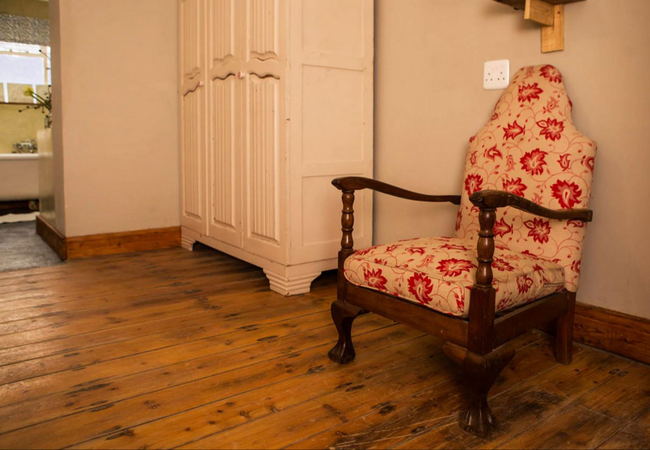 Double Room Tub and Twin Shower