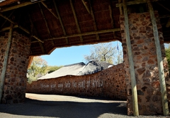 African Bush Chalet with view & boma