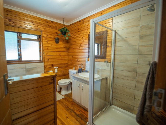 Hornbill 2-Bedroom Chalet
