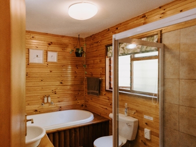 Heron and Narina 1-Bedroom En-suite Chalet