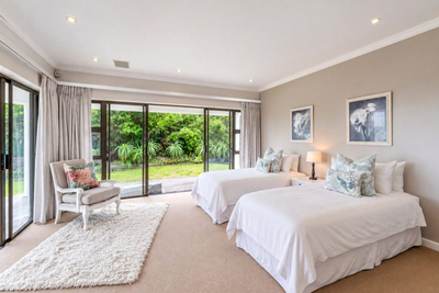 Thunzi Links House