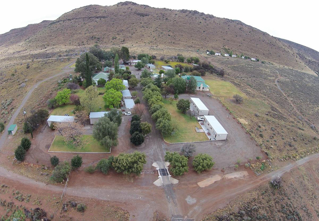 Three Sisters Accommodation at Travalia Guest Farm