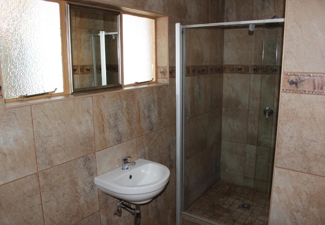 Twin Room with shower