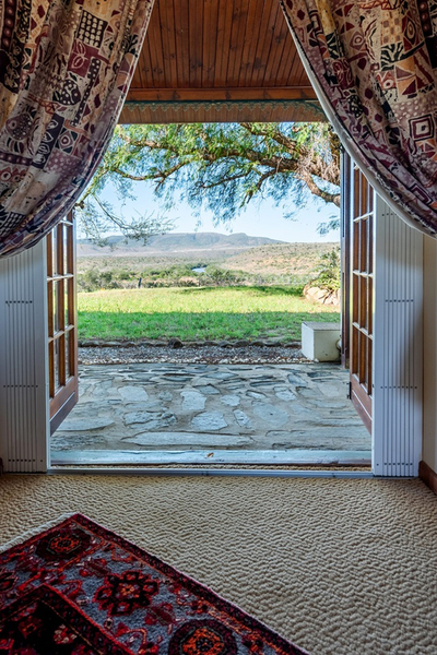 River View with Shower