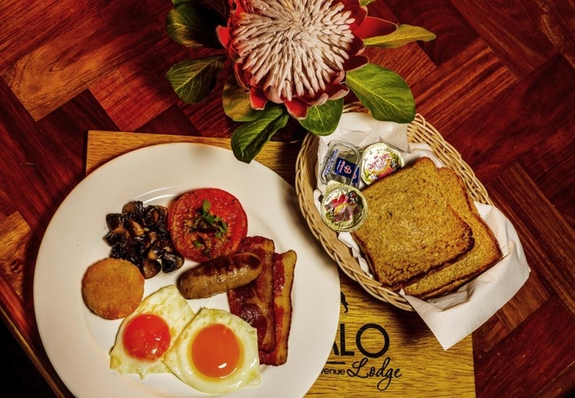 Tshikwalo Game Lodge