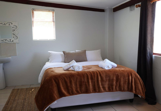 Tula Guest Farm Cottage