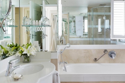 One Bedroom Suite Sea Facing