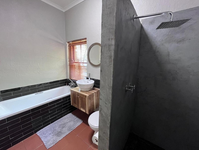 Lodge Room 4 (Garden View)