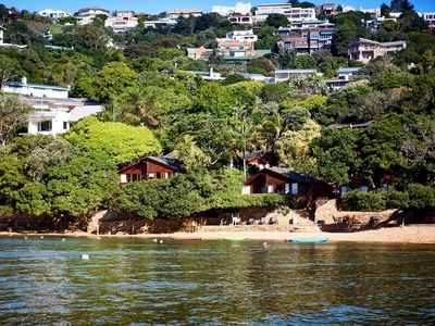 Under Milkwood Chalets