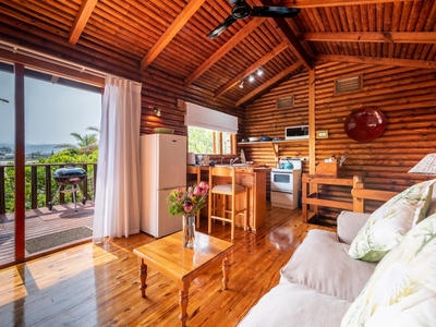 Curlew Hillside Chalet