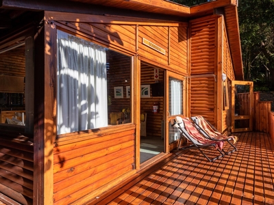 Under Milkwood Chalets